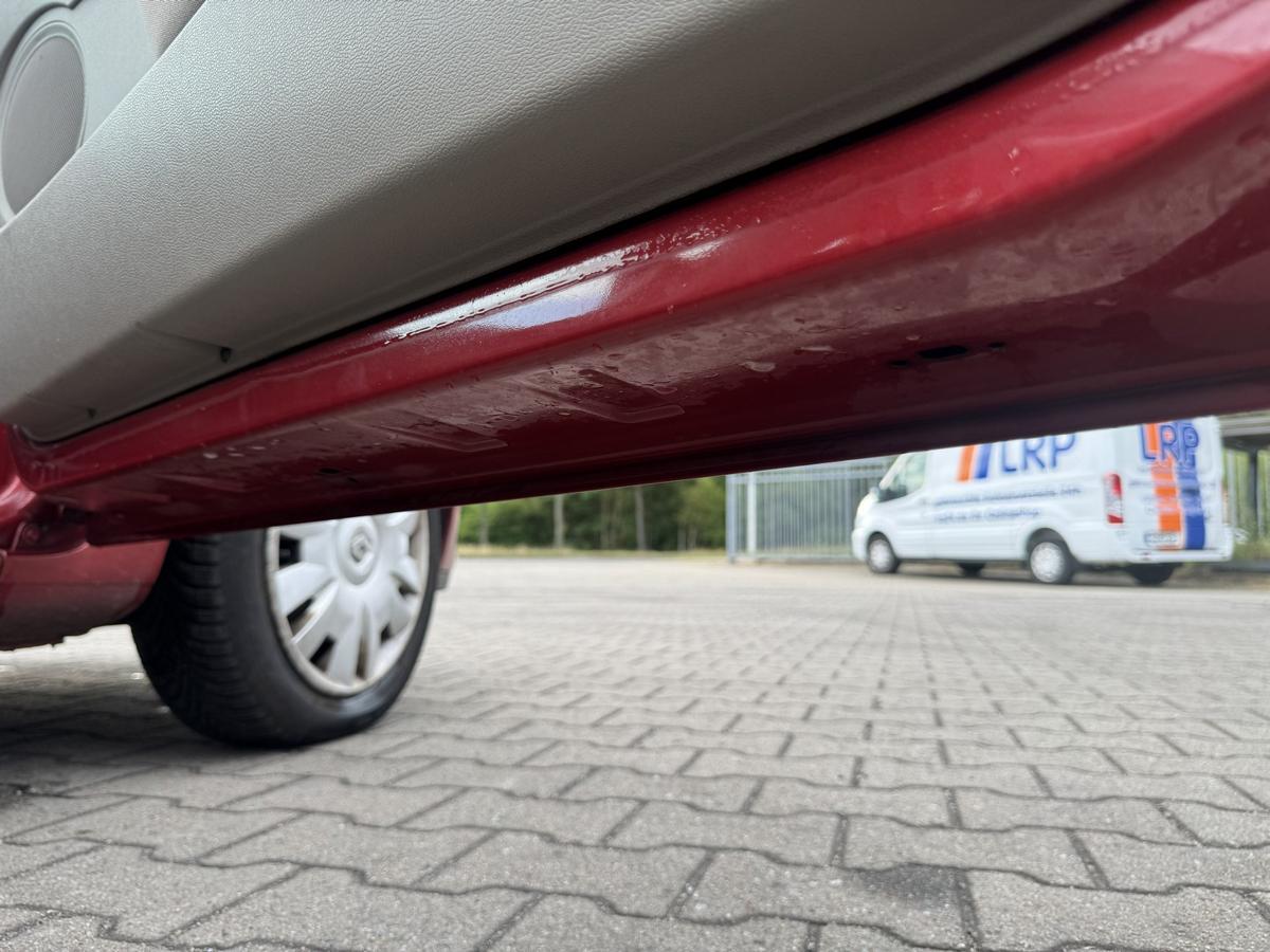 Renault Clio 3 original T&uuml;r vorn rechts TEB76 red of fire 3-T&uuml;rer Rohbau Bj.2005